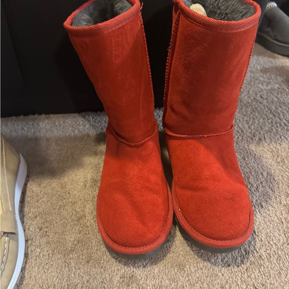 Women's Red boots